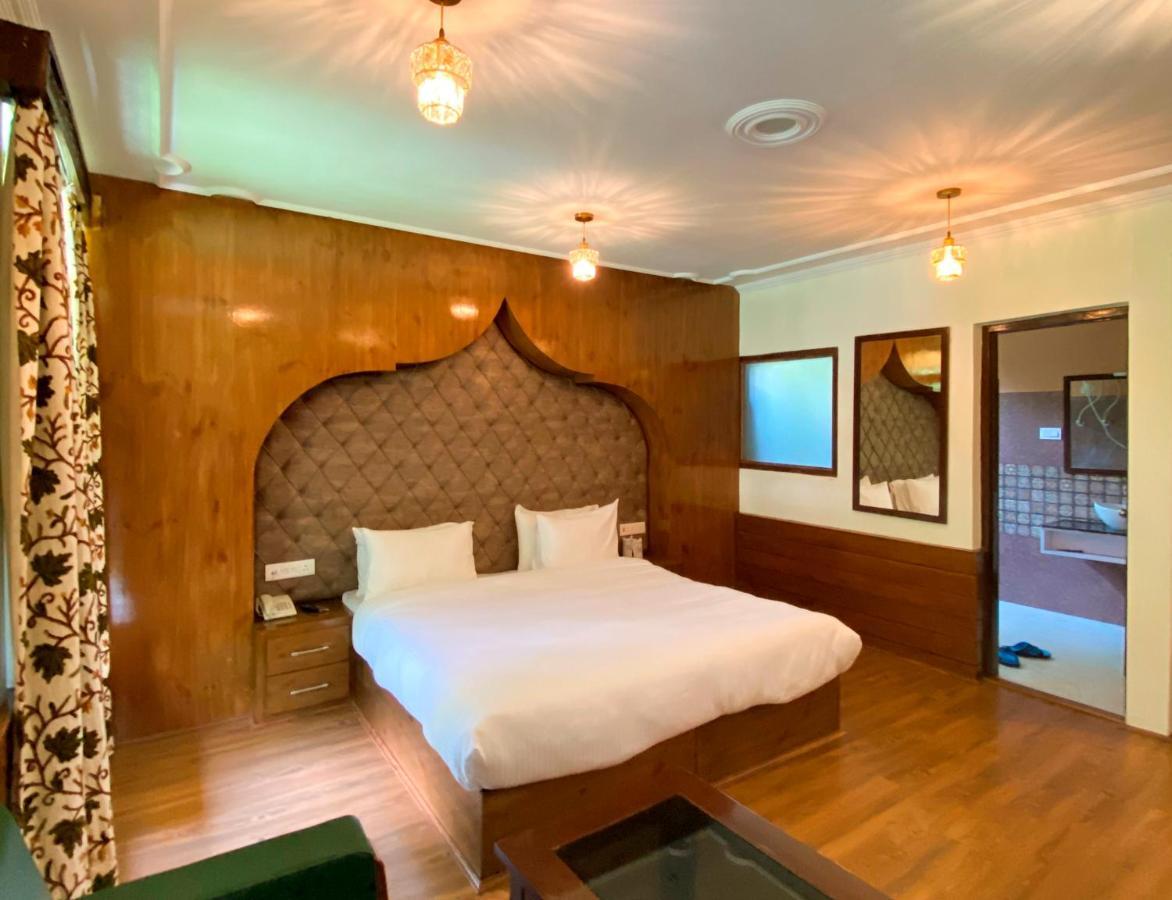 Six Seasons Pahalgam Pahalgām Exterior foto