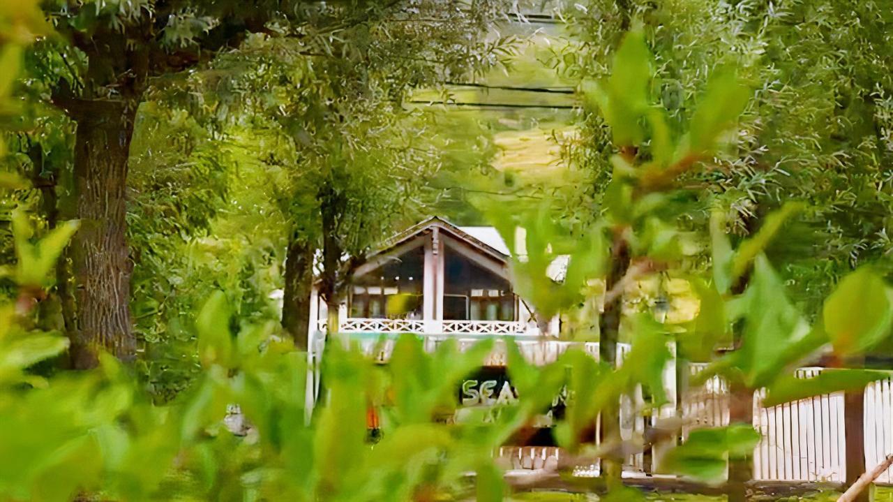 Six Seasons Pahalgam Pahalgām Exterior foto